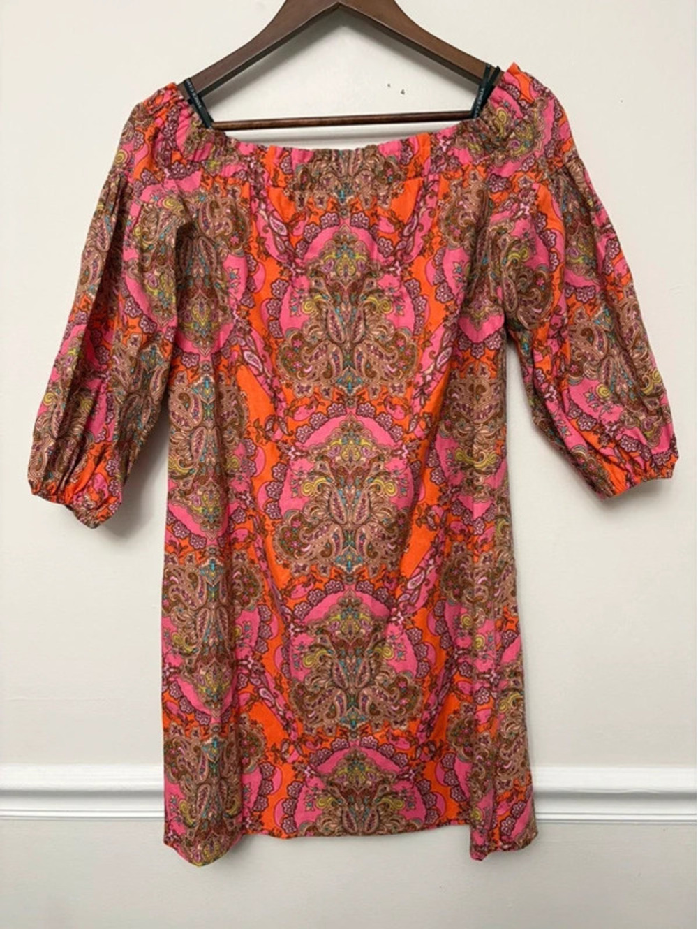 Vince Camuto Size 8 Pink Orange Paisley Off Shoulder Shift Dress